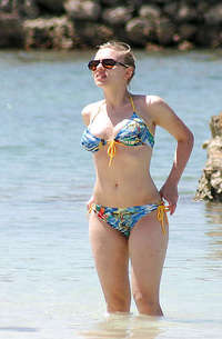 Nude pics of Scarlett Johansson