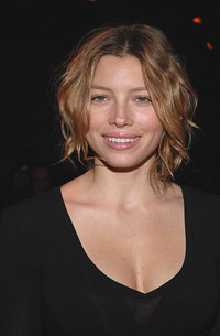 Jessica Biel shy but still naked