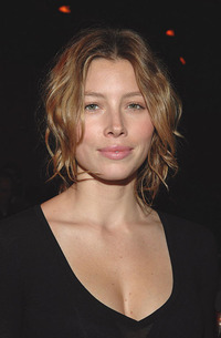 Jessica Biel shy but still naked