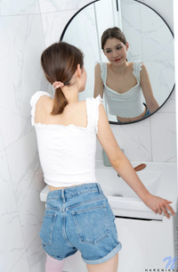 Hareniks Strips For A Shower