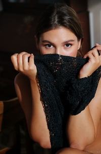 Ellie Luna Teases With Panties On Couch As She Masturbates To Firelights Glow