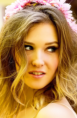 Sexy Ashley Lane Strips Nude