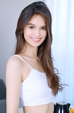 Cute Teen Anastasia Bella With Amazing Butt