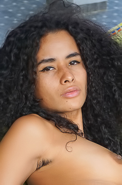 Mia Nix Playing With Her Horny Pussy