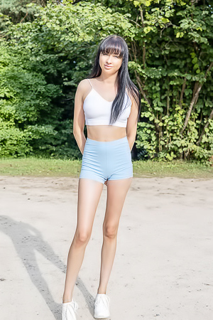 Bernie Smiles Flirtatiously As She Turns Heads With Her Flawless Figure