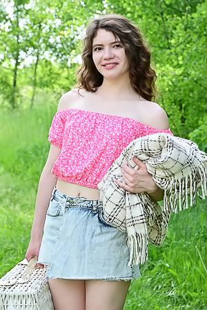 Carrie With Perky Breasts And Trickles Down Her Sexy Body