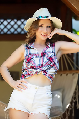 Alice Klay Gives Her Luscious Ass Cheeks An Amorous Squeeze