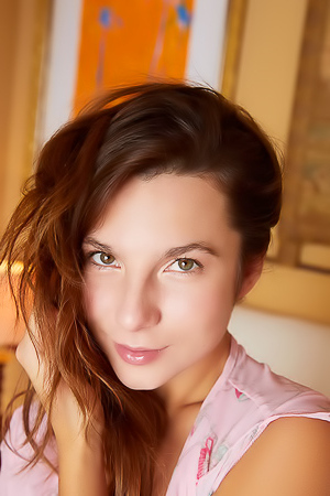 Belka Rolling Around On The Bed To Flaunt Her Curvaceous Booty