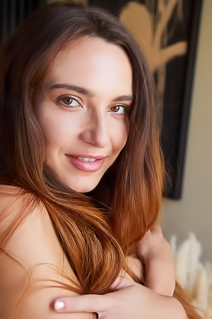 Sakura Hell Wriggles Out Of Her Panties And Spreads Her Lush-lipped Pussy