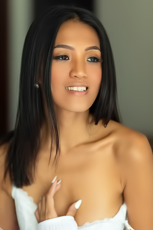 Donnabelle Revealing Her Perky Breasts And Peachy Booty