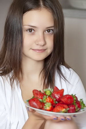 Matty Exposing The Intricate Contours Of Her Lush-lipped Pussy