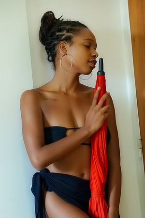 Oli H Argentinian Brunette Following A Guide