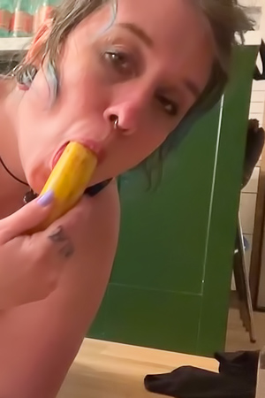 Proxy Paige Directs A Passionate Gonzo Performance Of Deepthroat Fantasies
