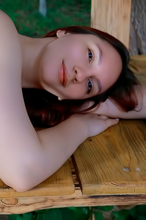 Lea Kitten demands submission, flexes as Anna yields before her under the sun